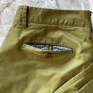 Bonobos Green Khaki Stretch Pants